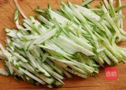 凉拌绿豆芽的做法图解4
