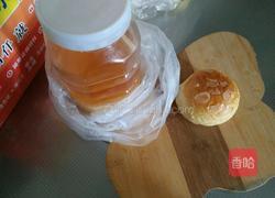 面包夹蜂蜜的做法图解1