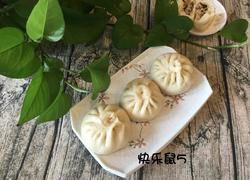 卷心菜油梭子馅包子