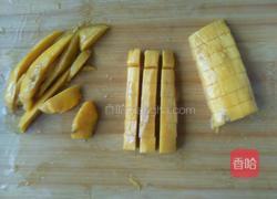 芒果奶昔的做法图解2