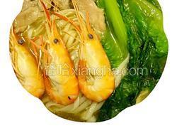 鲜虾瘦肉生菜面