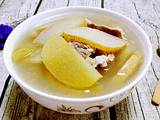 苹果蜜梨瘦肉汤