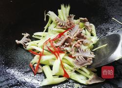 西芹炒鸭胗的做法图解8