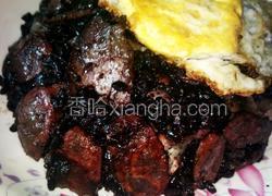 第一次尝试做腊味饭黑米腊味饭