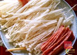 培根金针菇的做法图解1