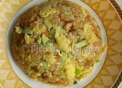 榨菜火腿肠蛋炒饭