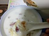 牛奶炖花胶