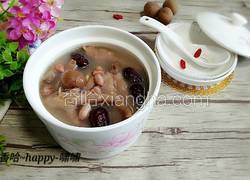 红枣桂圆花生煲鸡爪