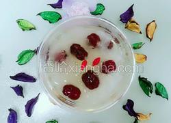 银耳红枣蜂蜜羹