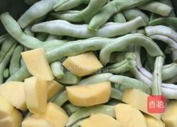 酱焖云土排的做法图解1
