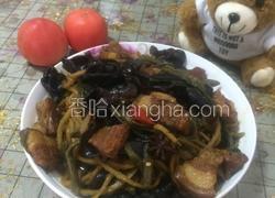 红烧肉炖干豆角木耳葫芦条
