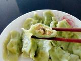猪肉芹菜香菇木耳水饺