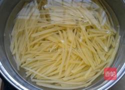 凉调酸辣土豆丝的做法图解3
