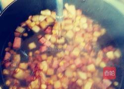 自创土豆玉米金针菇焖面的做法图解4