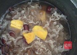 甜薯银耳杞子糖水的做法图解2