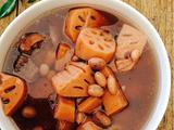 莲藕筒骨黑豆花生汤