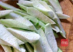 丝瓜炒鸡蛋的做法图解1