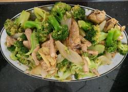 西兰花炒鸡翅猪扒肉