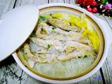 娃娃菜粉丝豆腐鱼汤的做法[图]