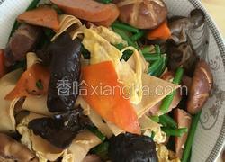 韭菜苔杂炒
