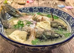 鲫鱼豆腐汤