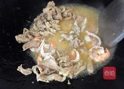 西兰花炒瘦肉虾仁的做法图解10