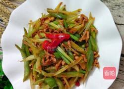 芹菜炒肉丝的做法图解5