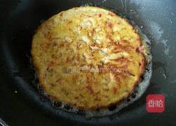 红剁椒煎鸭蛋的做法图解5