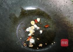 酸腌菜土豆片汤 （攀西特色）的做法图解3