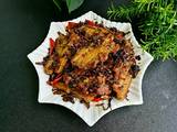 梅菜干爆炒五花肉的做法[图]
