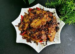 梅菜干爆炒五花肉
