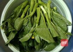 蒜蓉油菜心的做法图解2
