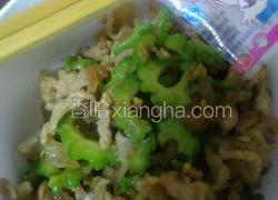 苦瓜炒肉丝