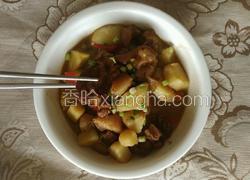 土豆烧猪脚