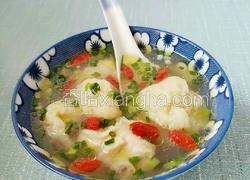 手工面筋包肉枸杞鸡汤