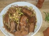 肉烧黄豆芽