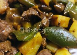 黑椒薯仔牛肉粒