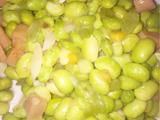 豌豆炒玉米香肠的做法[图]