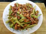 川味芹菜小炒肉