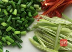 麻酱鸡蛋炒面的做法图解4