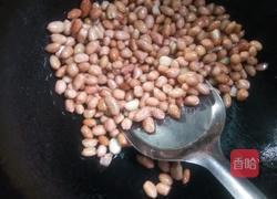 炒花生米的做法图解3