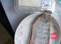 豆腐鲫鱼汤的做法图解1