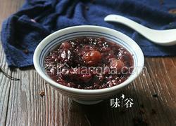 红枣桂圆黑米粥