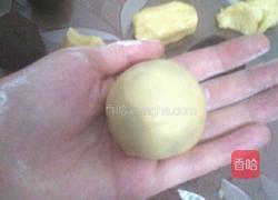 广式蛋黄豆沙月饼的做法图解10