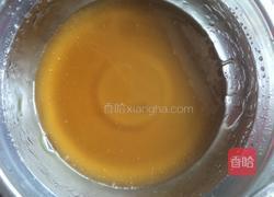 莲蓉蛋黄月饼的做法图解1