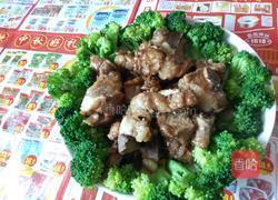 冰镇西兰花拼排骨的做法图解6