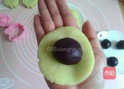 卡通猕猴桃冰皮月饼的做法图解8