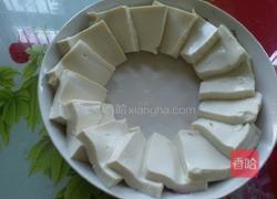 凉拌皮蛋豆腐的做法图解2