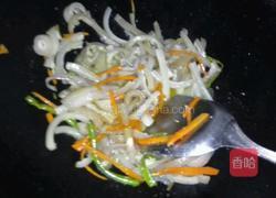 猪皮炒胡萝卜的做法图解5