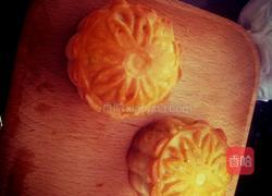 莲蓉蛋黄月饼的做法图解4